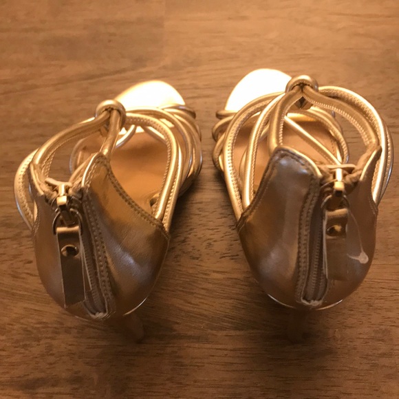 A New Day gold heels - Picture 4 of 5